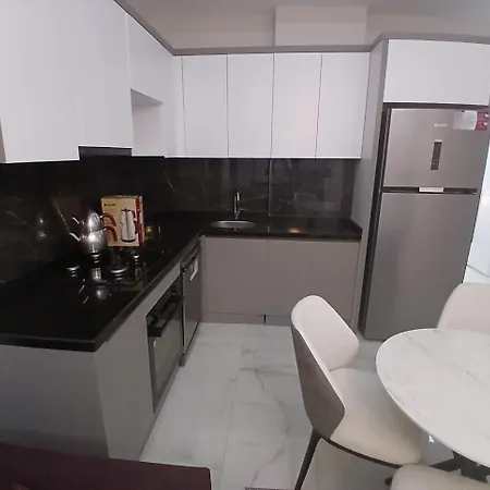 Aparthotel Giza Homes